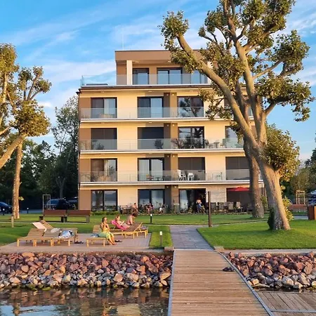 Platan Relax With Lakeview *