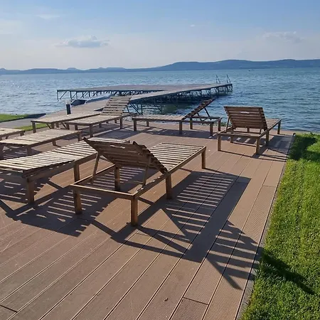 Platan Relax With Lakeview * Balatonboglar